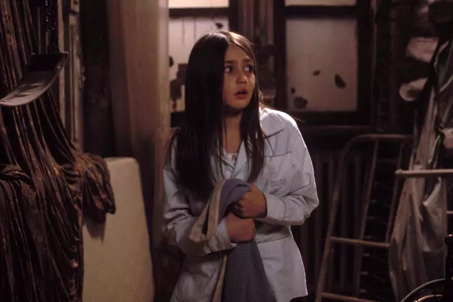 Delikatna - galeria zdjęć - filmweb