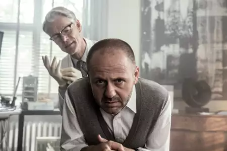 Zlot absolwentów 1.0 - galeria zdjęć - filmweb