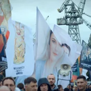 Posłani - galeria zdjęć - filmweb