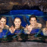 Mako Mermaids - galeria zdjęć - filmweb