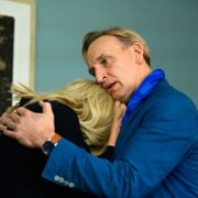 Close to Me - galeria zdjęć - filmweb
