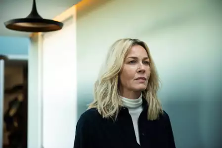 Close to Me - galeria zdjęć - filmweb