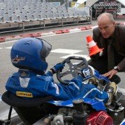 V8: Silniki w ruch - galeria zdjęć - filmweb