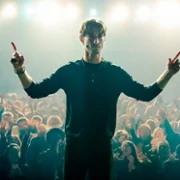 Gourou - galeria zdjęć - filmweb