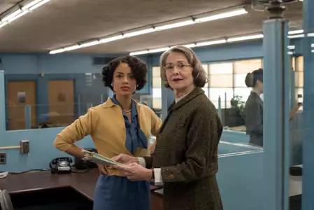 Osierocony Brooklyn - galeria zdjęć - filmweb
