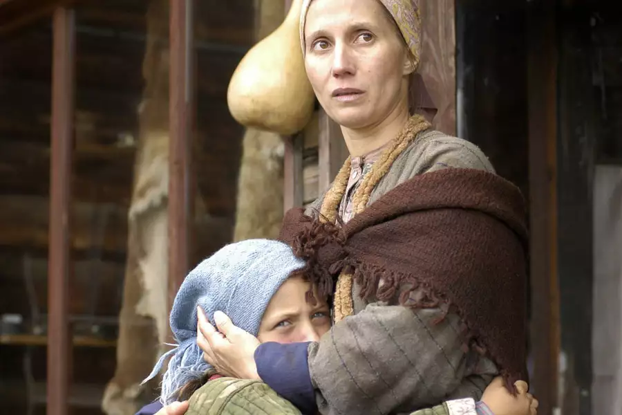 Porzuceni - galeria zdjęć - filmweb