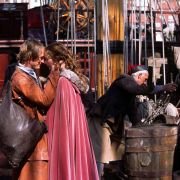 Crusoe - galeria zdjęć - filmweb