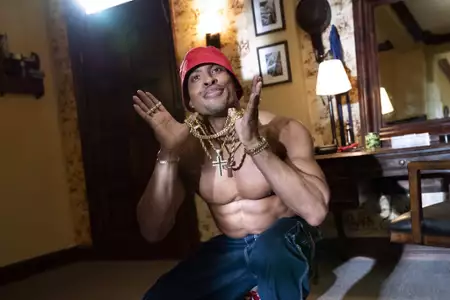Drodzy biali! - galeria zdjęć - filmweb