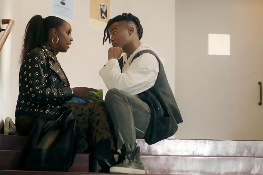 Drodzy biali! - galeria zdjęć - filmweb