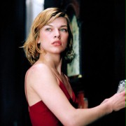 Milla Jovovich w Resident Evil