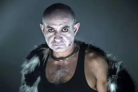 Artyści - galeria zdjęć - filmweb