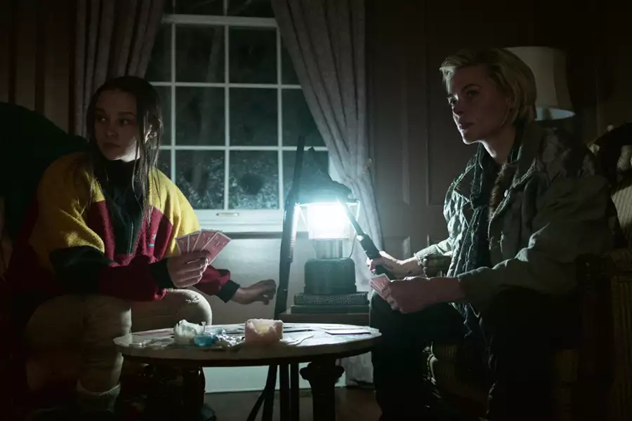 Black Summer - galeria zdjęć - filmweb
