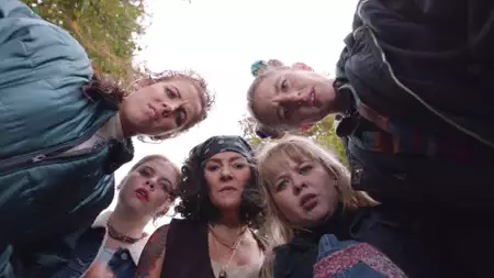 Derry Girls - galeria zdjęć - filmweb