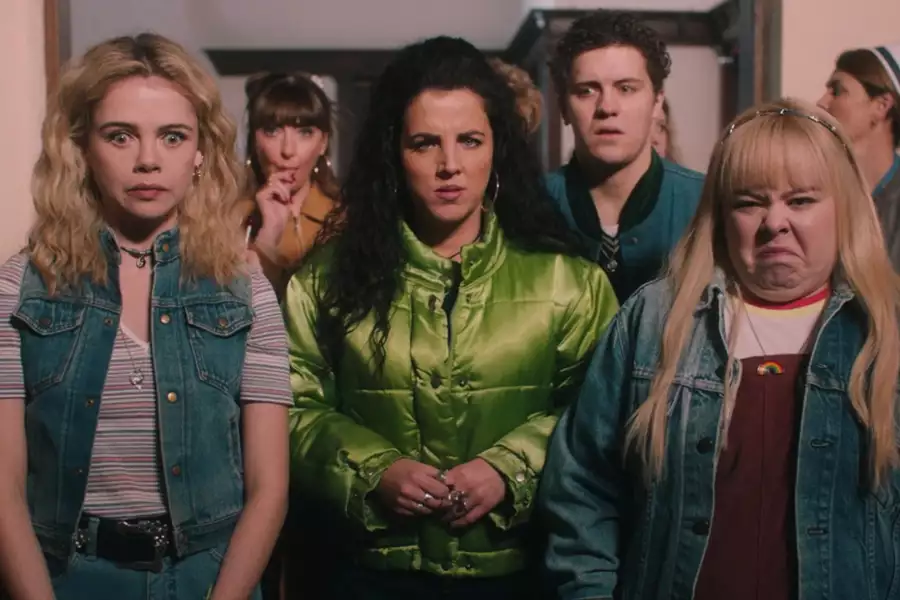Derry Girls - galeria zdjęć - filmweb