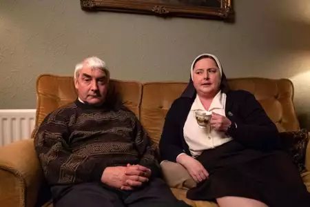 Derry Girls - galeria zdjęć - filmweb