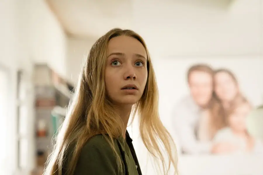 Laleczka - galeria zdjęć - filmweb