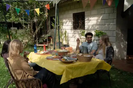 Laleczka - galeria zdjęć - filmweb