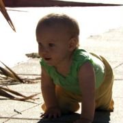 Bébé(s) - galeria zdjęć - filmweb