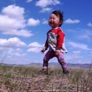 Bébé(s) - galeria zdjęć - filmweb