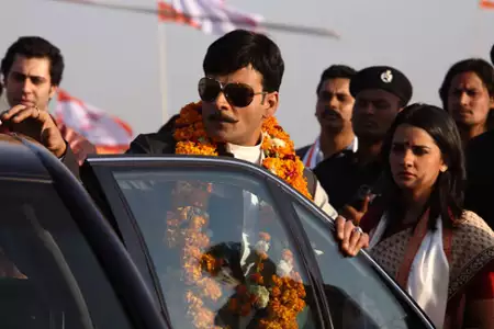 Raajneeti - galeria zdjęć - filmweb