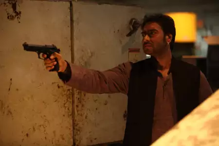 Raajneeti - galeria zdjęć - filmweb