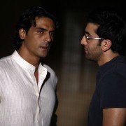 Raajneeti - galeria zdjęć - filmweb