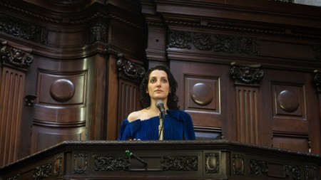 Sezon 1 Odcinek 1 Nakaz sądowy