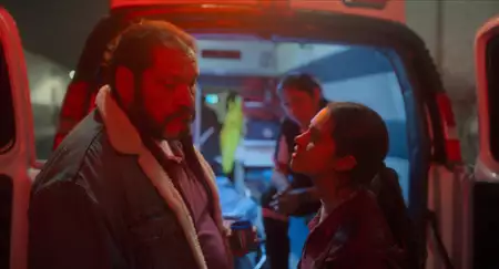Rodzina z karetki - galeria zdjęć - filmweb