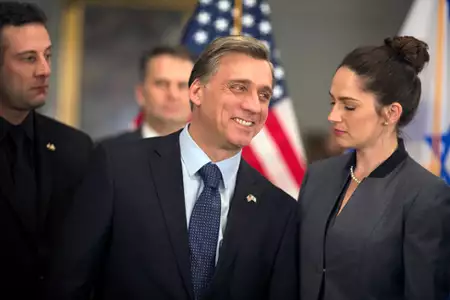 Wzloty i upadki Normana - galeria zdjęć - filmweb