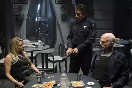 Battlestar Galactica - galeria zdjęć - filmweb