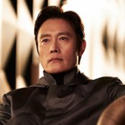 Byung-hun Lee w Squid Game