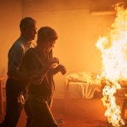 Too Close - galeria zdjęć - filmweb