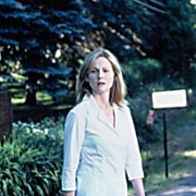 Laura Linney