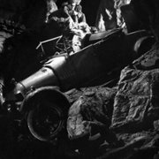 Młody i niewinny - galeria zdjęć - filmweb