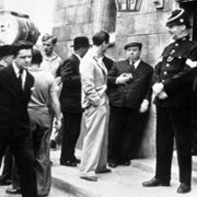 Młody i niewinny - galeria zdjęć - filmweb