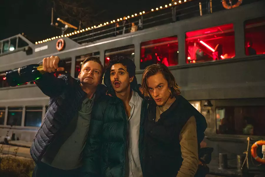 Crypto Boy - galeria zdjęć - filmweb