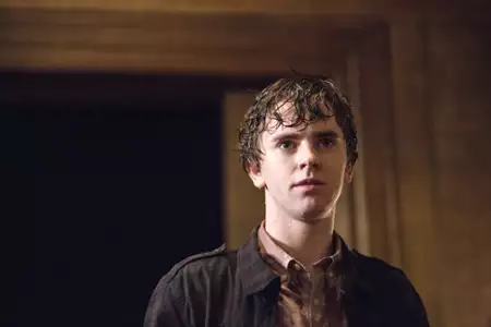 Bates Motel - galeria zdjęć - filmweb