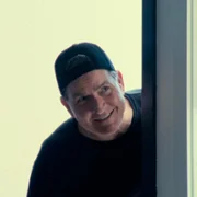 Aka Charlie Sheen - galeria zdjęć - filmweb