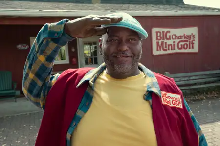 Farciarz Gilmore 2 - galeria zdjęć - filmweb