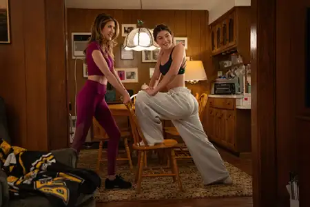 Farciarz Gilmore 2 - galeria zdjęć - filmweb