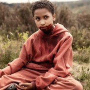 Wszechstronna dziewczyna - galeria zdjęć - filmweb