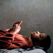 Wszechstronna dziewczyna - galeria zdjęć - filmweb