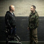 Wszechstronna dziewczyna - galeria zdjęć - filmweb