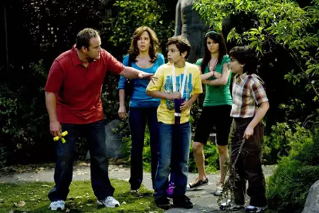 Czarodzieje z Waverly Place - galeria zdjęć - filmweb