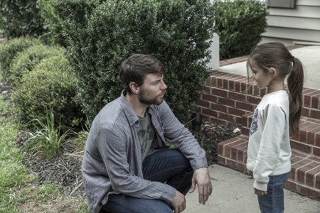 Sezon 1 Odcinek 5 The Road Before Us