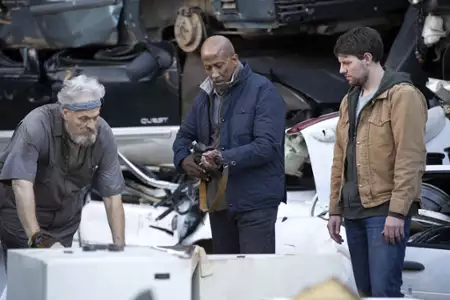 Outcast: Opętanie - galeria zdjęć - filmweb