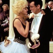 Kim jest ta dziewczyna? - galeria zdjęć - filmweb
