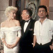 Kim jest ta dziewczyna? - galeria zdjęć - filmweb