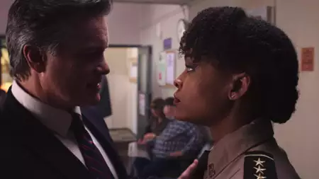Superstition - galeria zdjęć - filmweb