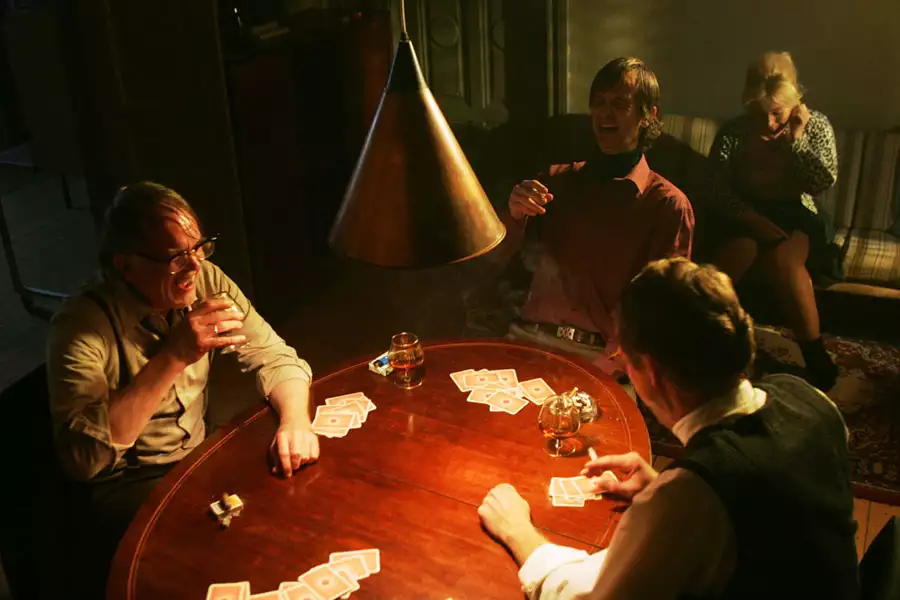 Strasznie szczęśliwi - galeria zdjęć - filmweb